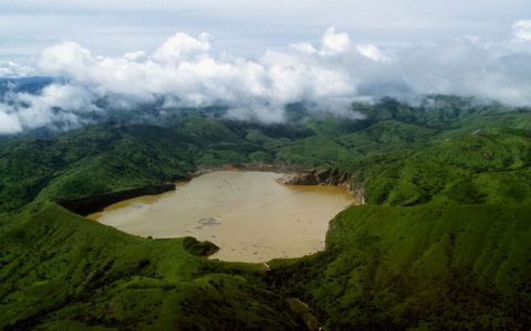 尼奥斯湖：一夜之间杀死1746人和3500头牲畜的“杀人湖”