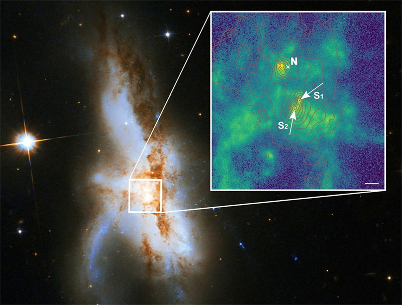 NGC 6240是一个碰撞星系，里面包含了3个超大质量黑洞，每一个都达到了银河系中心超大质量黑洞的几十倍