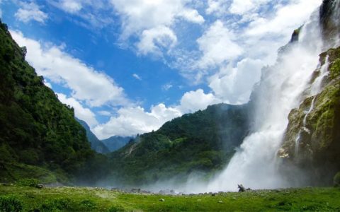 藏南地区现状（伪阿鲁纳恰尔邦面积、人口和经济数据），看完你就知道印度为啥在这死磕了