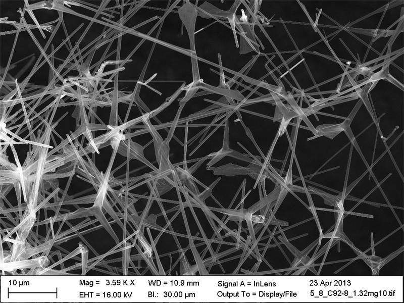 气石墨（Aerographite）的微观结构